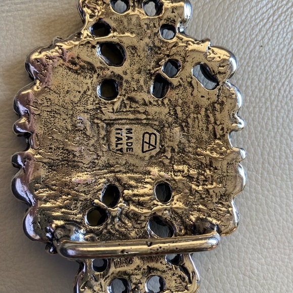 Elliot rhodes belt buckle with Swarovski crystal/pearl like accent stone - Picture 5 of 5